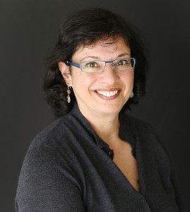 Pulitzer Prize winner Sonia Nazario (March 30-31)